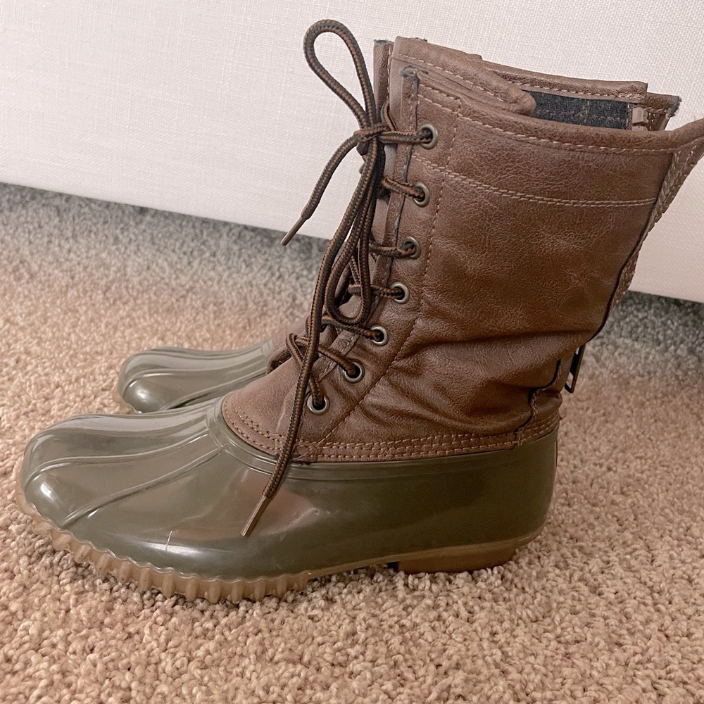 Madden Girl rain boots